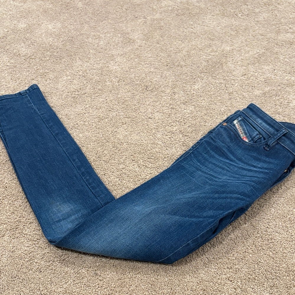 Diesel skins super slim skinny regular waist stretch 0848L W26 L32 women’s jeans